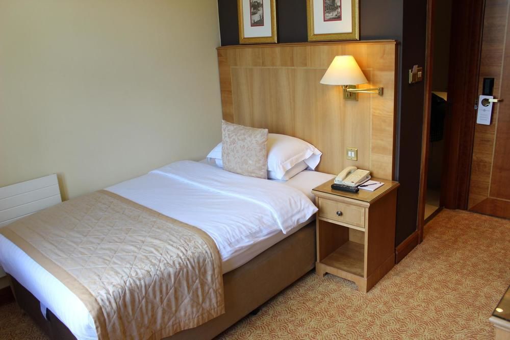 Savill Court Hotel Windsor Extérieur photo